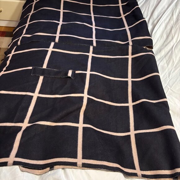 NEW MOSS ROSE WOMEN'S REVERSIBLE Shawl/Poncho/Open Front - ONE SIZE - Picture 10 of 14